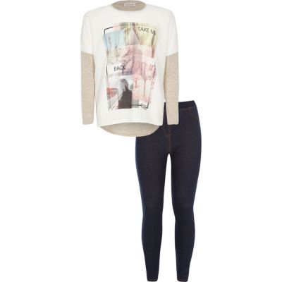 Girls cream graphic t-shirt leggings outfit